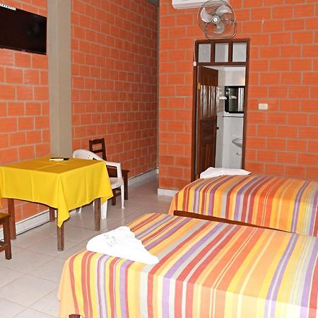 Hotel Ambaibo Rurrenabaque Exterior foto